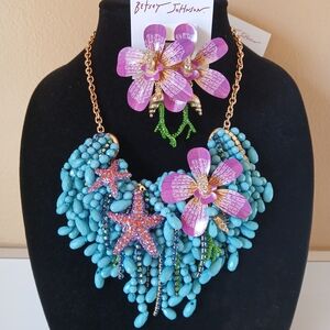 Betsey Johnson Orchid/Sea Necklace & Earrings
